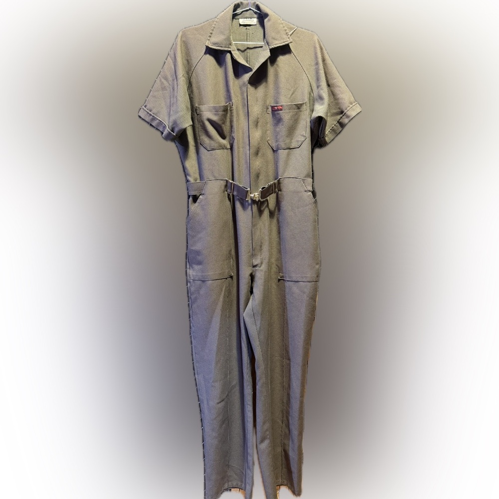 UNISEX VTG PARA SUIT Gray Utility Jumpsuit with Belted Waist and Zipper Front